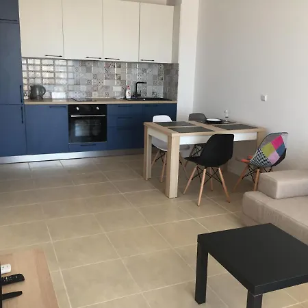 One Bedroom With Sea View In Complex Gl On Kavatsi شقة
