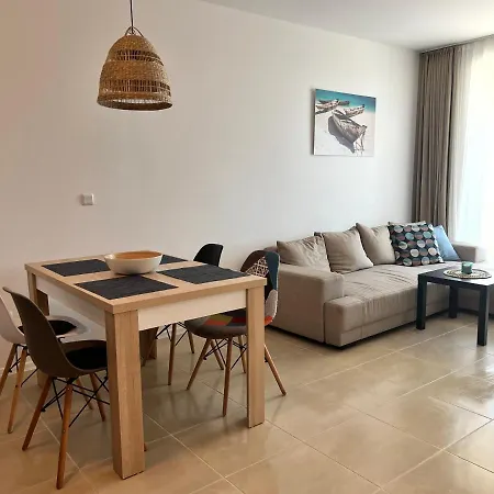 شقة One Bedroom With Sea View In Complex Gl On Kavatsi *